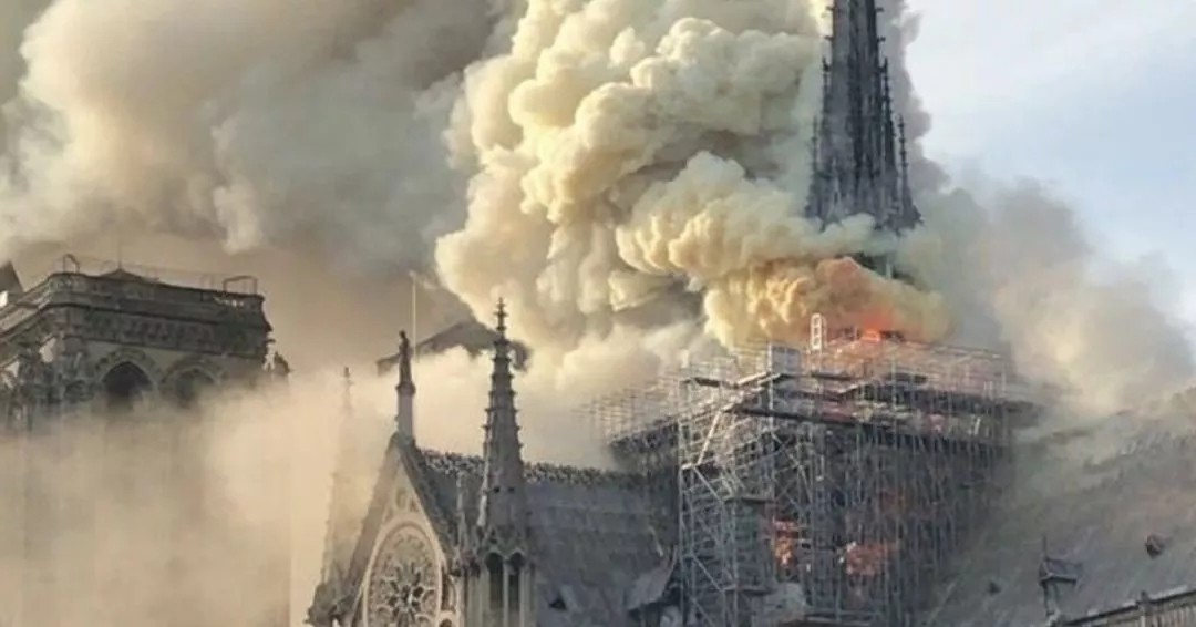 巴黎圣母院被烧，另人心痛不已，装修防火不容小觑！